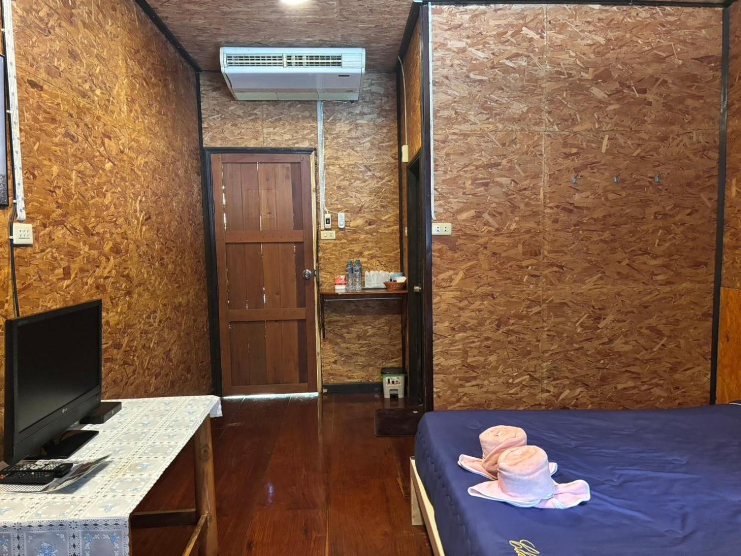 Hotel แพจิตรธาดาธารน้ำ Tha Kradan Exteriér fotografie